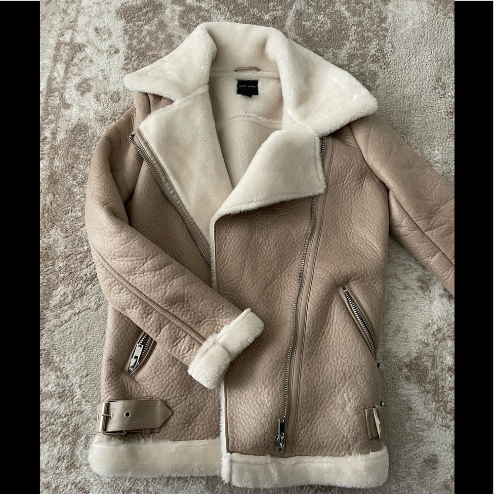 womens Beige peacoat with faux fur